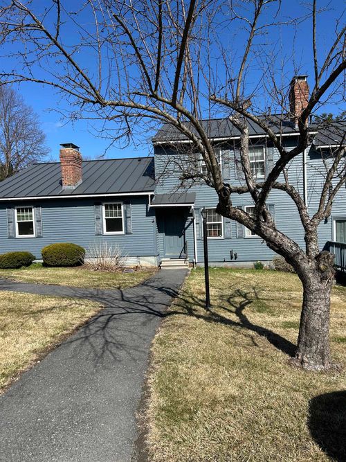 19 Fieldstone Way, White River Junction, VT, 05001-9311 | Card Image