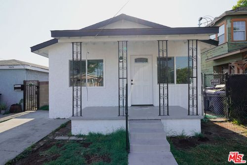 9607 Evers Ave, Los Angeles, CA, 90002-2218 | Card Image