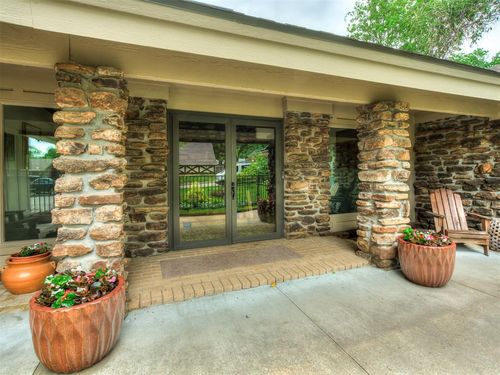 6652 Jamestown Pl, Tulsa, OK, 74136-2615 | Card Image