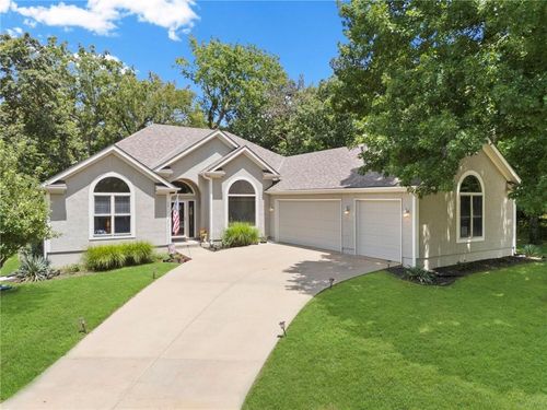 53 Rock Ln, Linn Valley, KS, 66040-5424 | Card Image