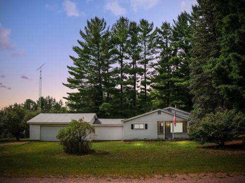 3076 Skidmore Rd, Brethren, MI, 49619-9632 | Card Image