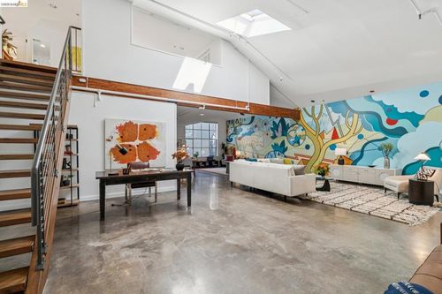 g-926 Chester, Oakland, CA, 94607 | Card Image