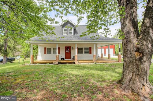 16458 Fairview Rd, HAGERSTOWN, MD, 21740-1184 | Card Image