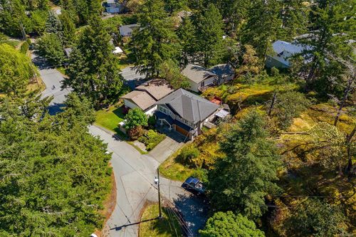 101 Dorval Pl, Langford, BC, V9B5A7 | Card Image