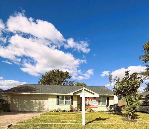 316 W Hart Ave, Pasadena, TX, 77506-4439 | Card Image