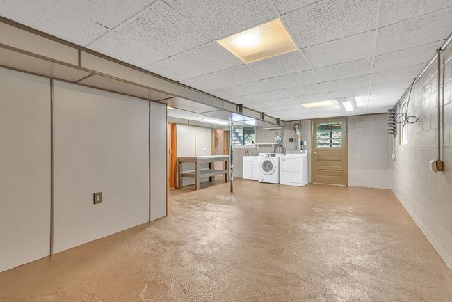 104 Dawson Dr, House other with 3 bedrooms, 2 bathrooms and 2 parking in Midland PA | Image 28