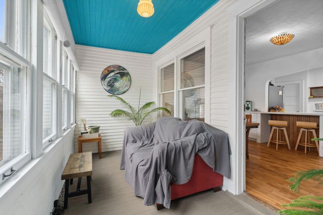 Enjoy your morning coffee on the front porch | Image 11