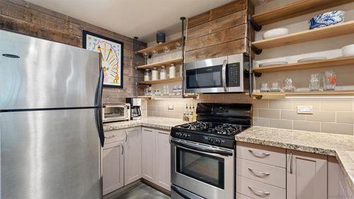 409-530 K St, San Diego, CA, 92101-6929 | Card Image