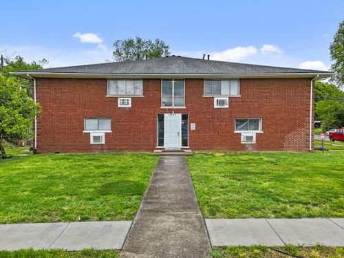 1921 Oxford Cir, Lexington, KY, 40504-1460 | Card Image