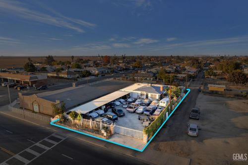 307 Cecil Ave, Delano, CA, 93215 | Card Image