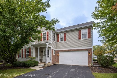 2615 Lorraine Cir, Geneva, IL, 60134-4418 | Card Image