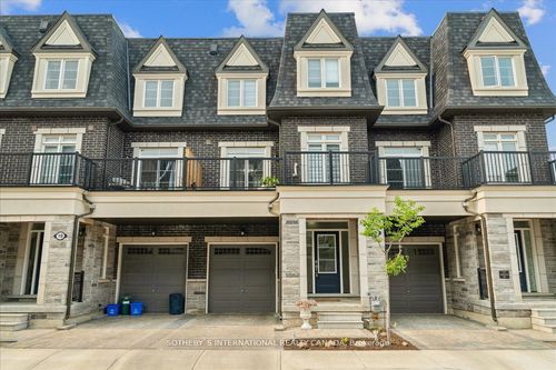 12 Deep River Lane, Richmond Hill, ON, L4C5S4 | Card Image