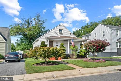 13 Henry Ave, BALTIMORE, MD, 21236-4202 | Card Image