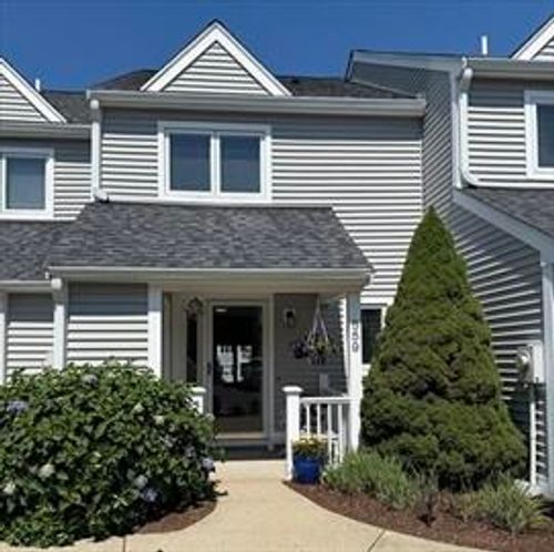 559-559 White Cliff Dr, Plymouth, MA, 02360-1482 | Card Image