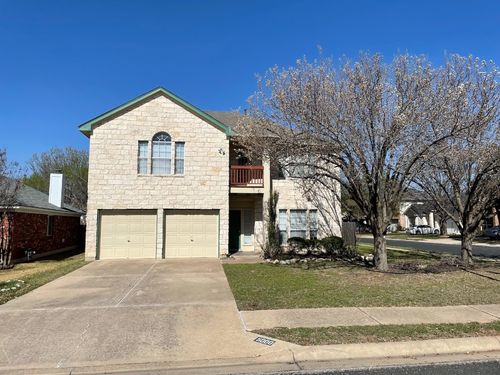 5000 Cleves St, Round Rock, TX, 78681-5512 | Card Image