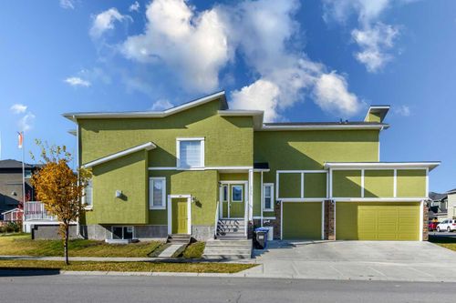 244 Baysprings Gdns Sw, Airdrie, AB, T4B4G2 | Card Image