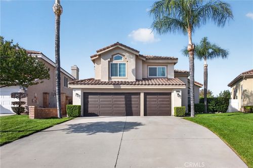 28743 Fox Tail Way, Highland, CA, 92346-5709 | Card Image