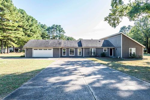 3149 Leo Holland Dr, Millington, TN, 38053-5222 | Card Image