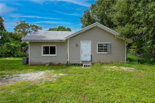 365 Clark St, North Fort Myers, FL, 33903-3307 | Card Image
