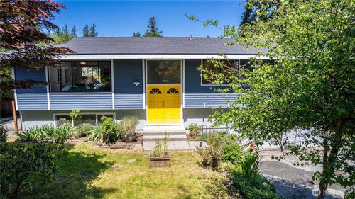 2104 N 188th St, Shoreline, WA, 98133-4242 | Card Image