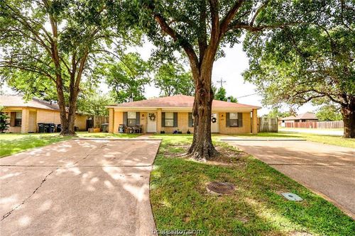 619 San Benito Ct, College Station, TX, 77845-6503 | Card Image