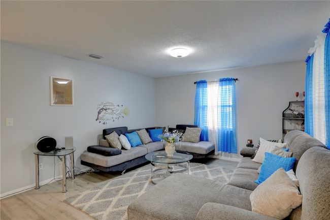 1594 Esterbrook Ln, House other with 2 bedrooms, 1 bathrooms and null parking in Sebastian FL | Image 5
