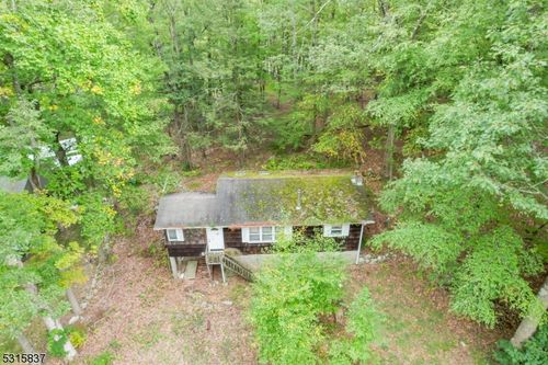 56 Appleseed Rd, Sussex, NJ, 07461-4742 | Card Image