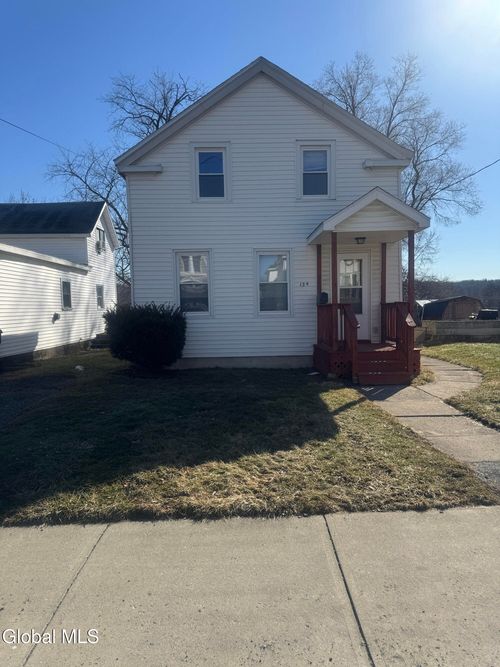 134 N Main St, Mechanicville, NY, 12118-1618 | Card Image