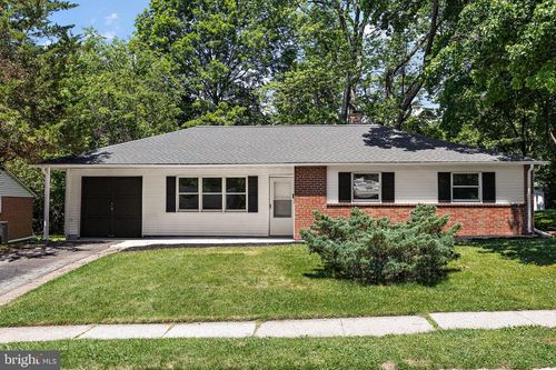 231 Orchard Ln, NORRISTOWN, PA, 19401-1311 | Card Image