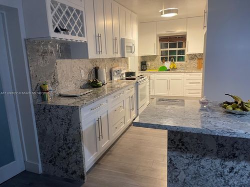 3103 Nw 157th St, Miami Gardens, FL, 33054-2235 | Card Image