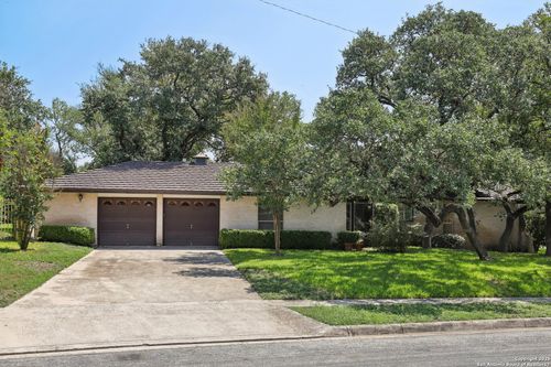 9239 Bingham Dr, San Antonio, TX, 78230-3953 | Card Image