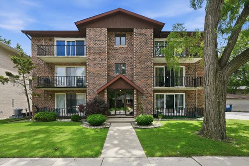 3n-9535 S 54th Ave, Oak Lawn, IL, 60453-2983 | Card Image