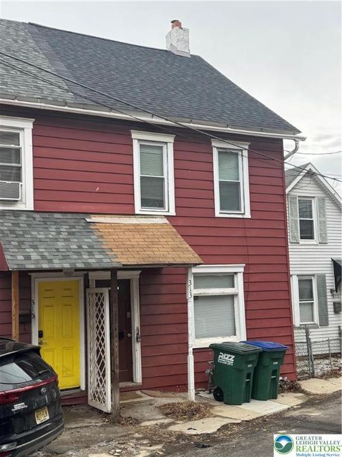 313 Laury St, BETHLEHEM, PA, 18015-2928 | Card Image