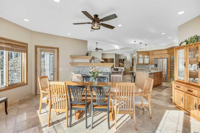 76 Chaparral Cove Se, House other with 3 bedrooms, 3 bathrooms and 4 parking in Calgary AB | Image 11