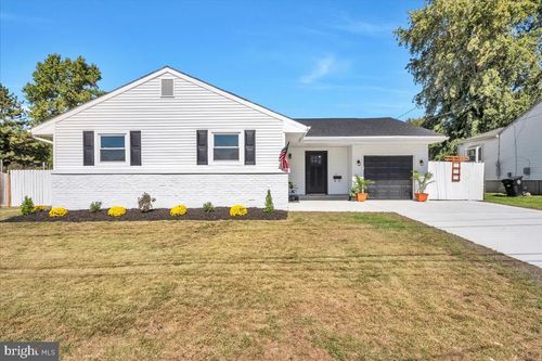 311 Holly Ave, Woodbury Heights, NJ, 08097-1116 | Card Image