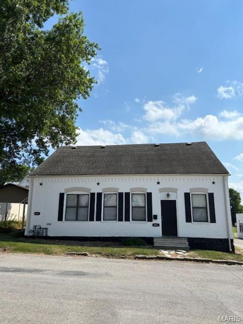 406-404-406 Flower St, Waterloo, IL, 62298-1211 | Card Image