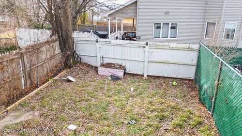 361 E South St, Wilkes Barre, PA, 18702-6314 | Card Image