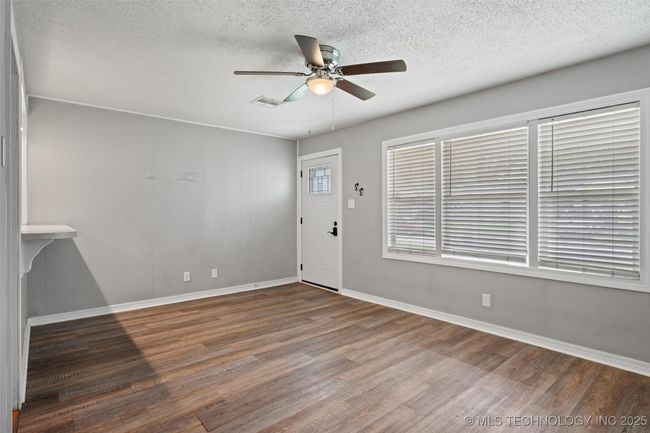 345 N Pine St, House other with 3 bedrooms, 1 bathrooms and null parking in Dewey OK | Image 4