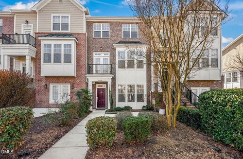 9226 Wooden Rd, Raleigh, NC, 27617-8200 | Card Image