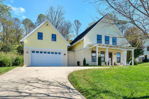 281 New Cameron Dr, Lexington, VA, 24450-1852 | Card Image