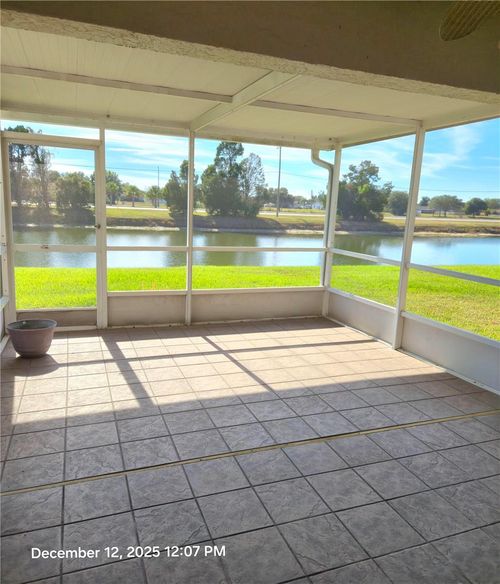 651-651 Kensington Lake Cir, BRANDON, FL, 33511-3888 | Card Image