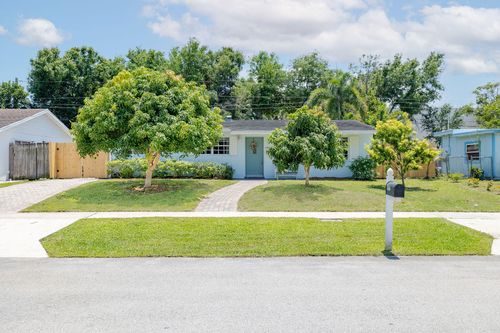 4366 Bamboo Dr, Palm Beach Gardens, FL, 33410-5912 | Card Image
