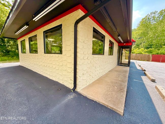 145 Dollar Dr, House other with 0 bedrooms, 2 bathrooms and null parking in Pennington Gap VA | Image 4
