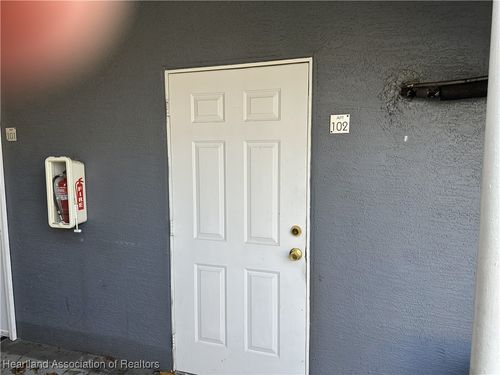 102-243 S Commerce Ave, Sebring, FL, 33870-3657 | Card Image