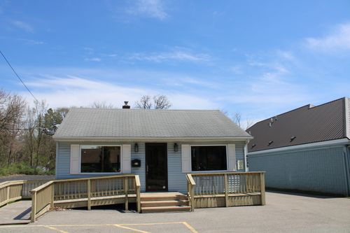 4235 S Westnedge Ave, Kalamazoo, MI, 49008-3207 | Card Image