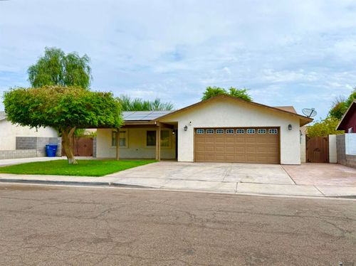 4590 W 19th Pl, Yuma, AZ, 85364-4881 | Card Image