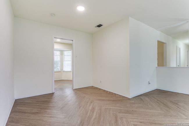 7442 Castle Trail Dr, House other with 3 bedrooms, 2 bathrooms and null parking in San Antonio TX | Image 7