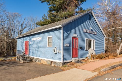 51 Mill Rd, Guilford, CT, 06437-2416 | Card Image