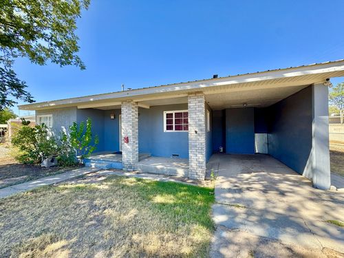 1021 Birch Ln, Carlsbad, NM, 88220-3213 | Card Image
