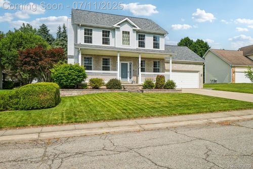 316 Valleyview Dr, Linden, MI, 48451-8613 | Card Image